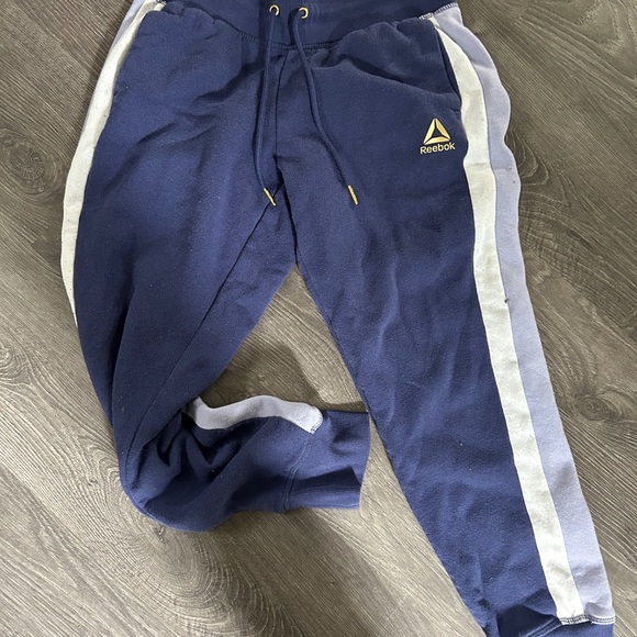 Reebok - Picture 4 of 7